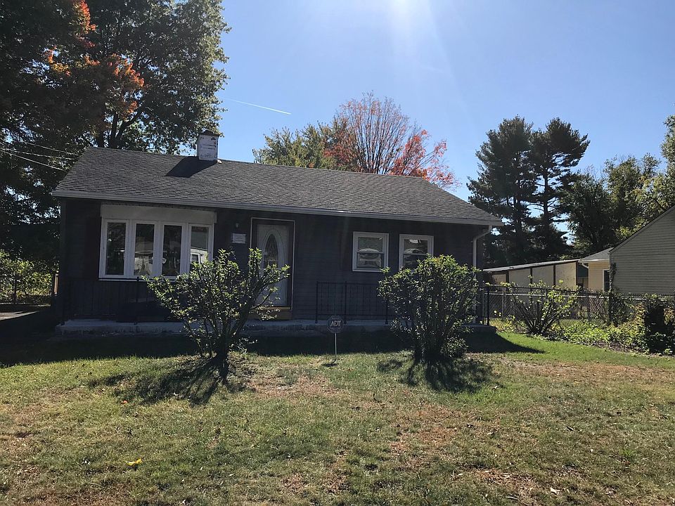 2nd image of 91 Cuff Ave