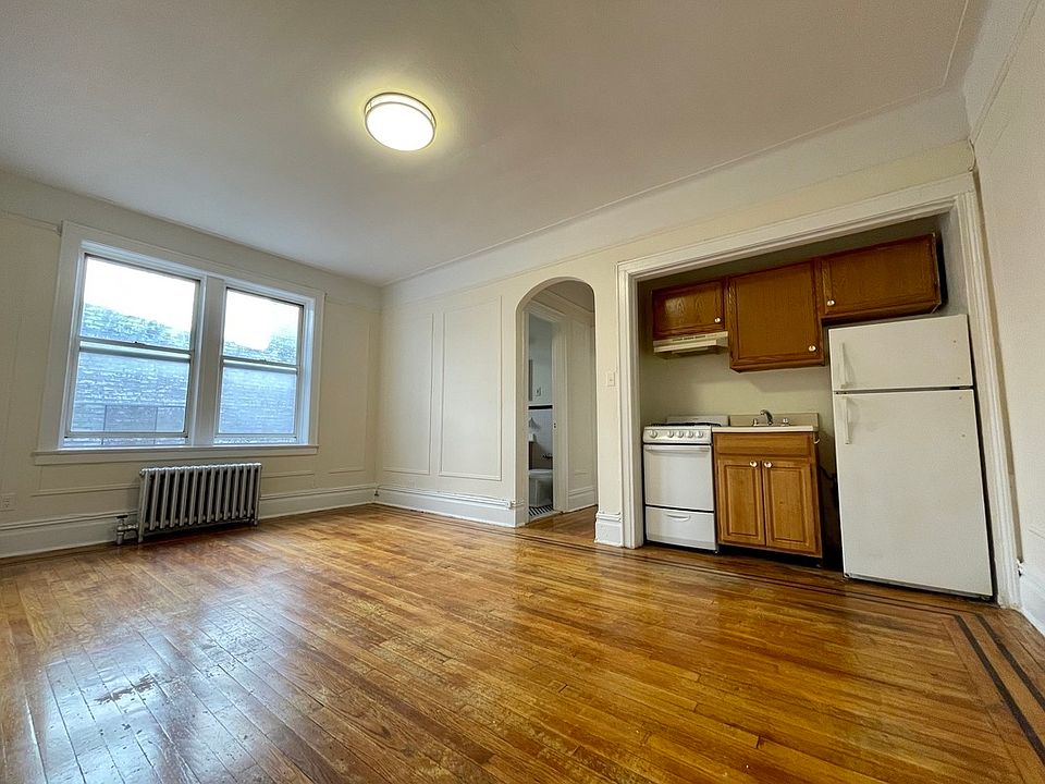 1st image of 3115 21st Ave APT 2F