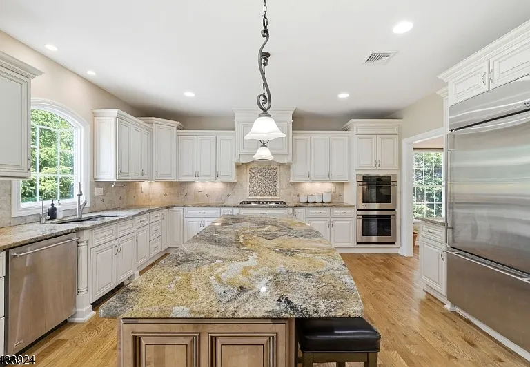 42 Spring Valley Rd — Photo 9