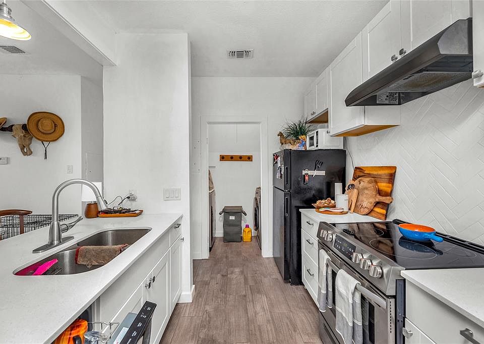 1st image of 12166 Metric Blvd APT 3016