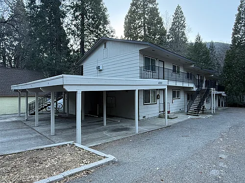 4300 Gray St Photo 1