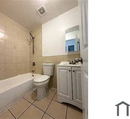 793 Jennings St #3 — Photo 4