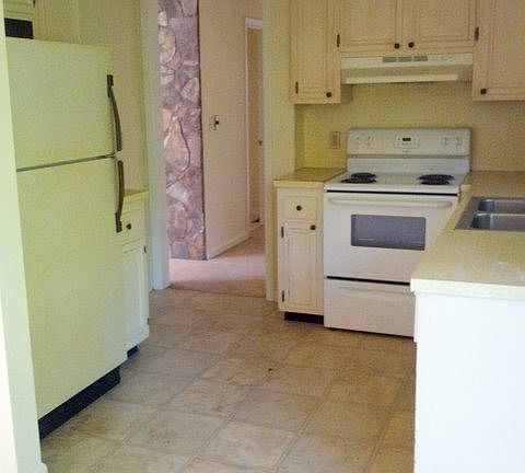 5th image of 4751 Tessie Ln