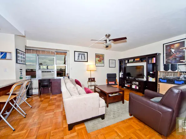 568 Grand Street image 1 of 8