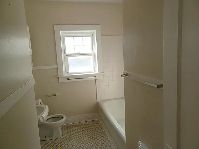 1423 S Peoria Ave #2 — Photo 7