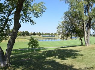 112 Boulder Dr, Lake In The Hills, IL 60156