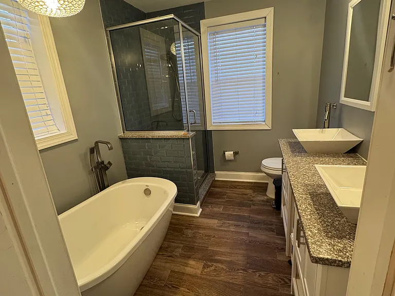 Chesterfield Ave — Photo 4