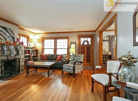 3rd image of 7421 Jefferson St