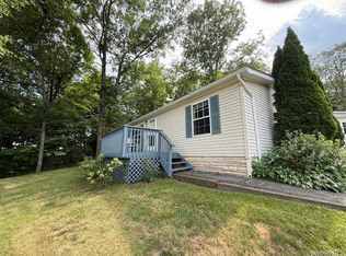 551 5th Avenue, Middletown, NY 10941