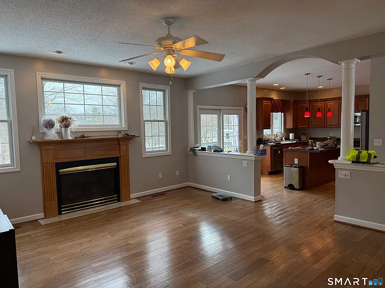 104 Valley View Rd — Photo 9