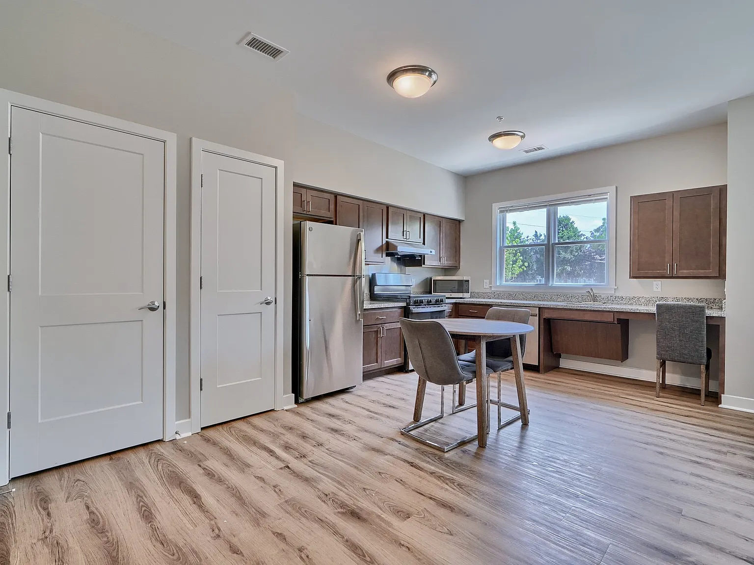 Foundry Square Apartments — Photo 4