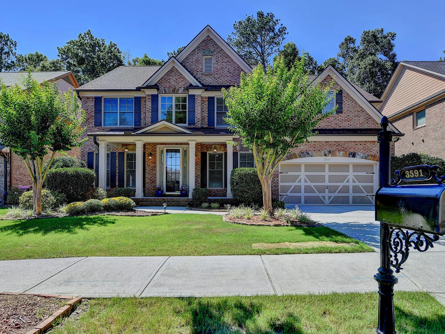 5 bed, 3560 sqft, $3,500 — Photo 1