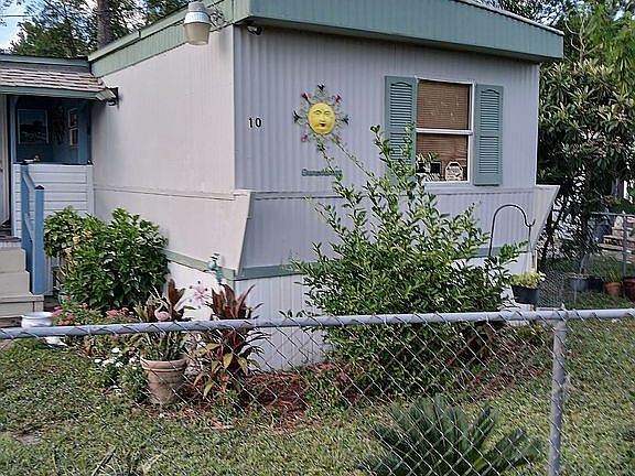 2nd image of 7835 Morse Ave Lot 10