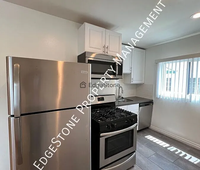 1024 Pico Blvd #1 — Photo 5