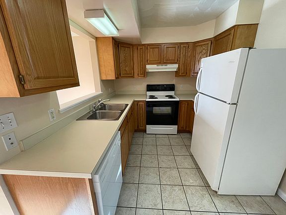 3rd image of 9418 Washington Ave APT 2