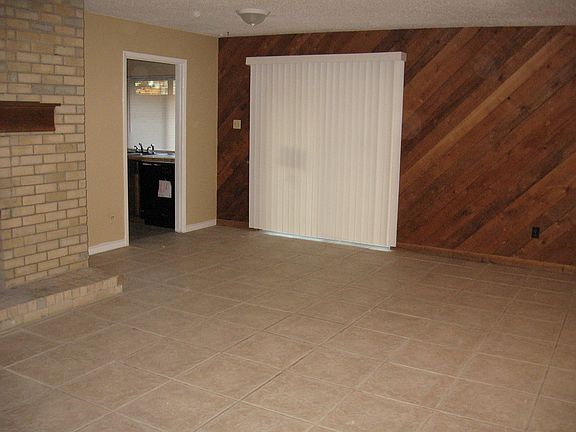 3rd image of 3726 Lancelot Pl