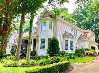 207 Carrick Dr, Simpsonville, SC 29681