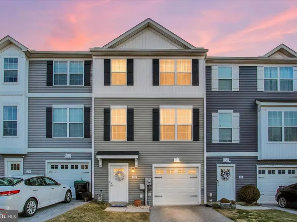 30 Brookside Ave, Hanover, PA 17331