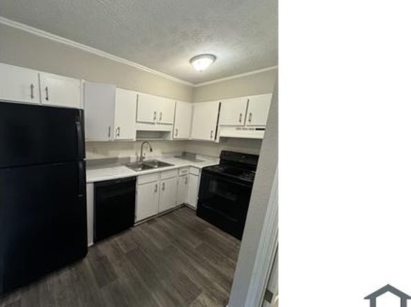 1845 Whitehall Forest Ct SE