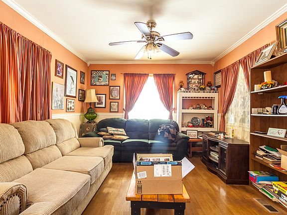2nd image of 3138 Vandeventer Ave