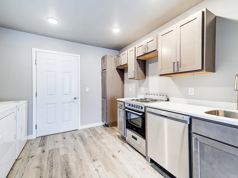 519 Fulton St #4 — Photo 9