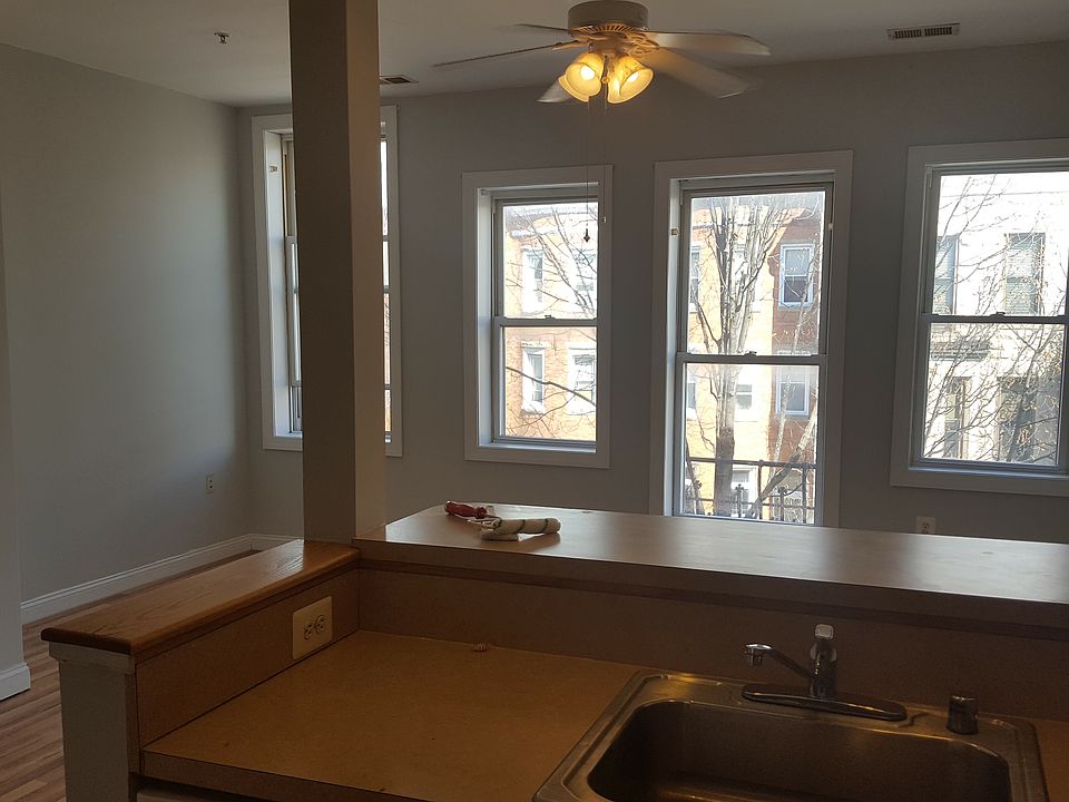 1st image of 1712 Saint Paul St APT 3