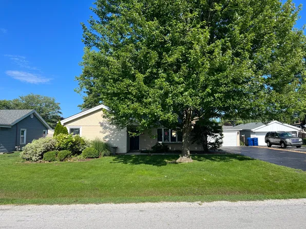 11649 S Nagle Ave, Worth, IL 60482
