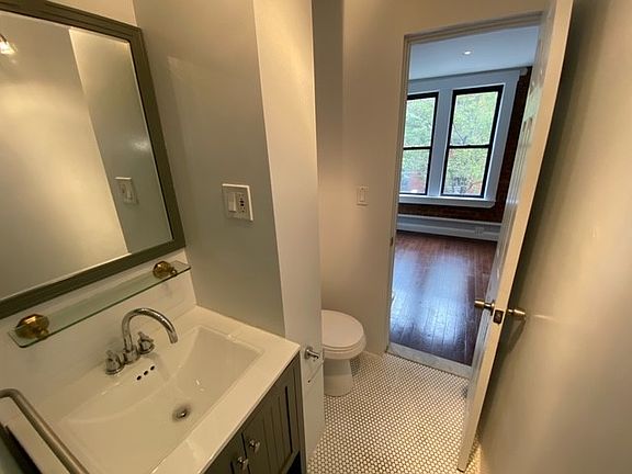 5th image of 436 W Broadway #1