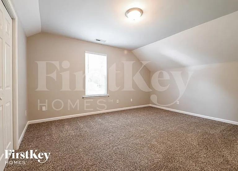 417 Blooming Meadows Rd — Photo 9