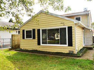 1406 Brentwood Dr, Round Lake Beach, IL 60073