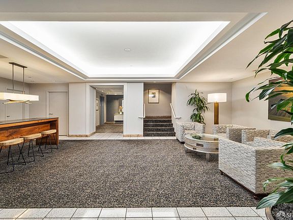 4th image of 1 Daniel Burnham Ct APT 324