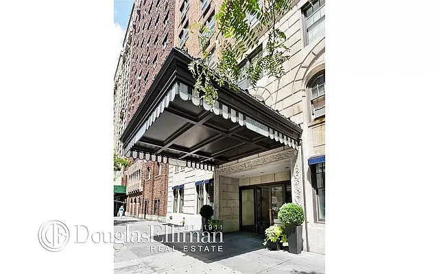 Rented by Douglas Elliman | media 7