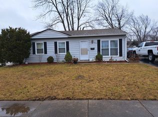 123 Seton Pl, Streamwood, IL 60107