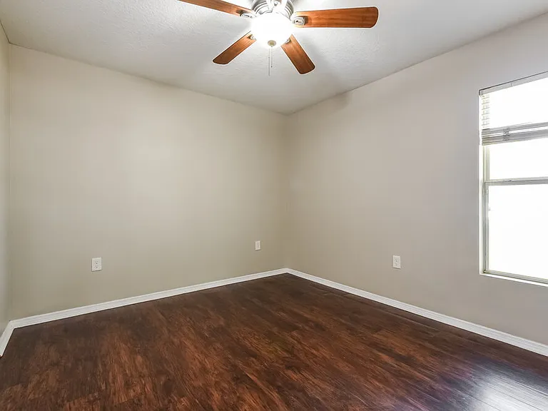 2050 Wavy Leaf Ct — Photo 14