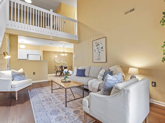 5th image of 3012 Glenloch Cir