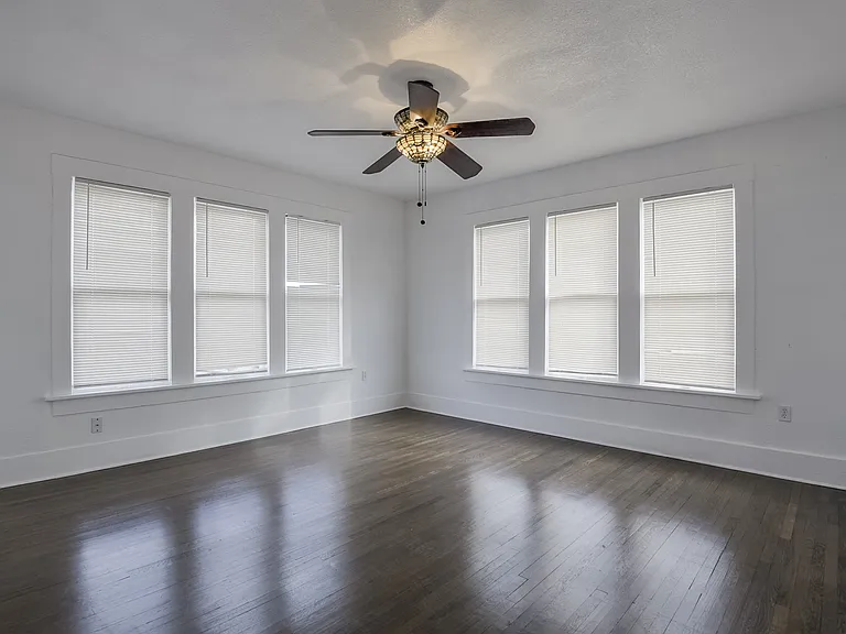 3000 S Jennings Ave #3000 — Photo 9