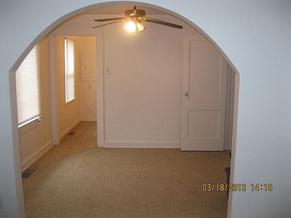 3rd image of 1615 Asbury St