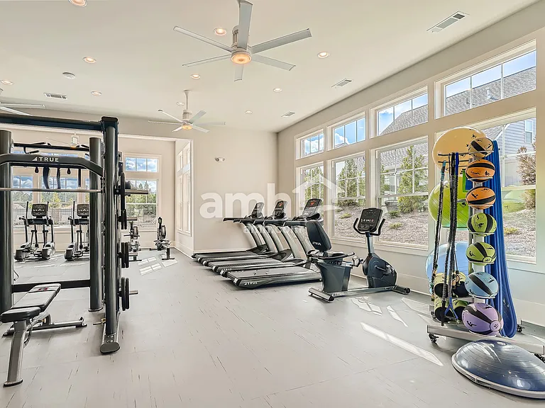 603 Lake Vista Ct — Photo 37