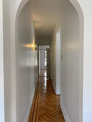 Rented by Compass | media 24