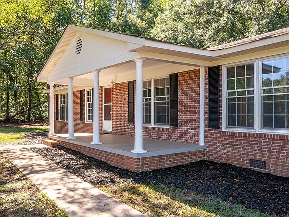 5th image of 450 Heritage Hills Dr