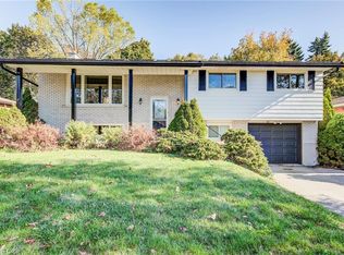 39 Kenwood Cres, Guelph, ON N1H 6E4