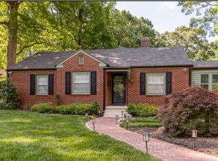 1013 Twyckenham Dr, Greensboro, NC 27408