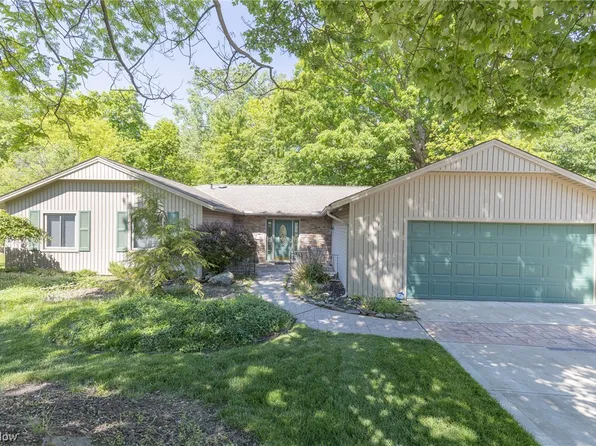 13792 Brigadoon Way, Strongsville, OH 44149