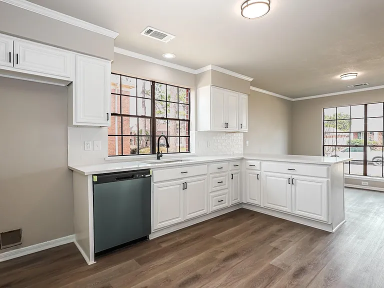 18703 Evergreen Falls Dr — Photo 11