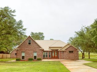 7905 Clamshell Ave, Ocean Springs, MS 39564