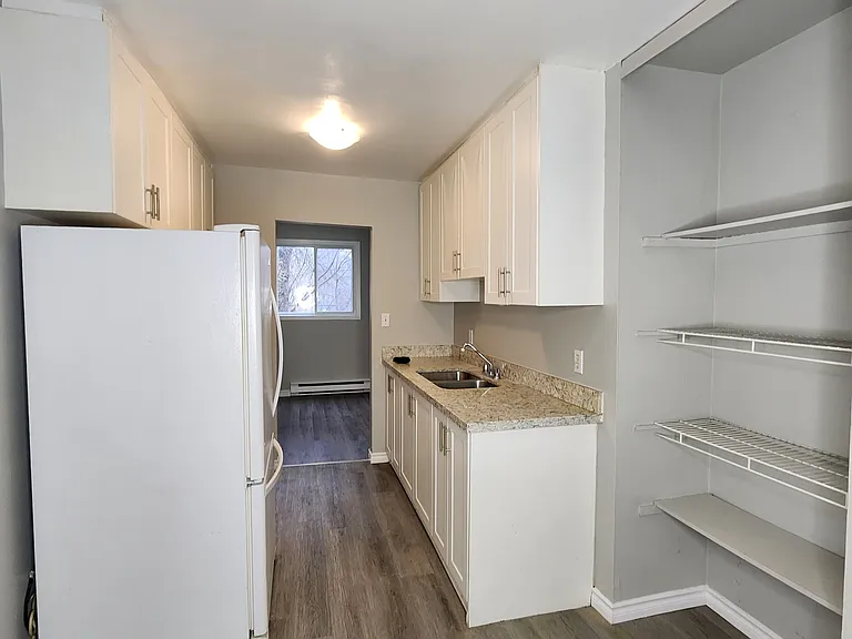 725 Cricklewood Dr #5 — Photo 8