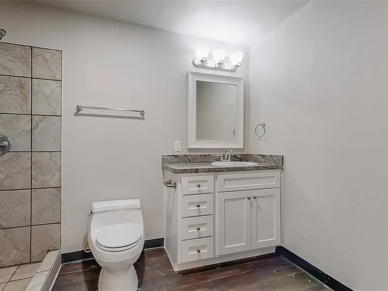 3810 Cotton Ln — Photo 27