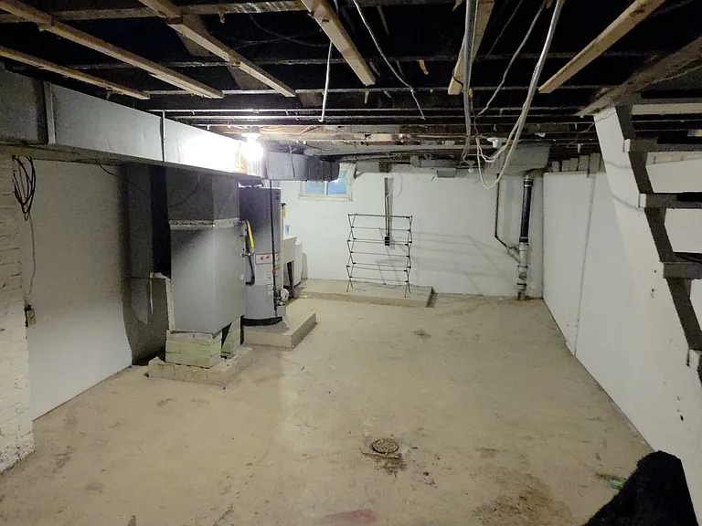 214 Wright St — Photo 15