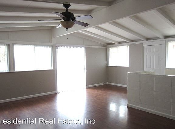 4th image of 10454 Sterling Blvd