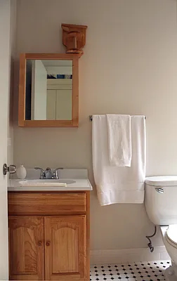 Rented by Nooklyn NYC LLC | media 13